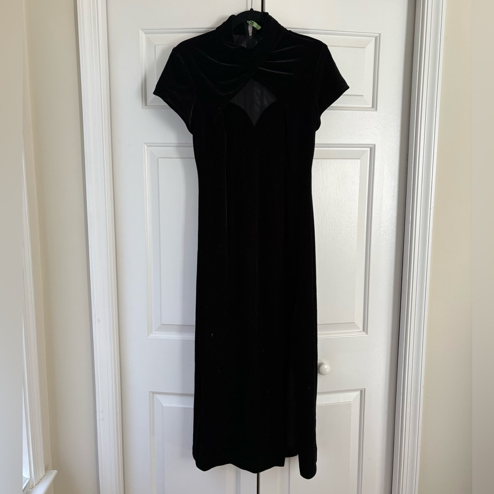 Nights Way Collection Elegant Black Velvet Dress
